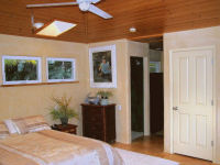 maui cottage bedroom